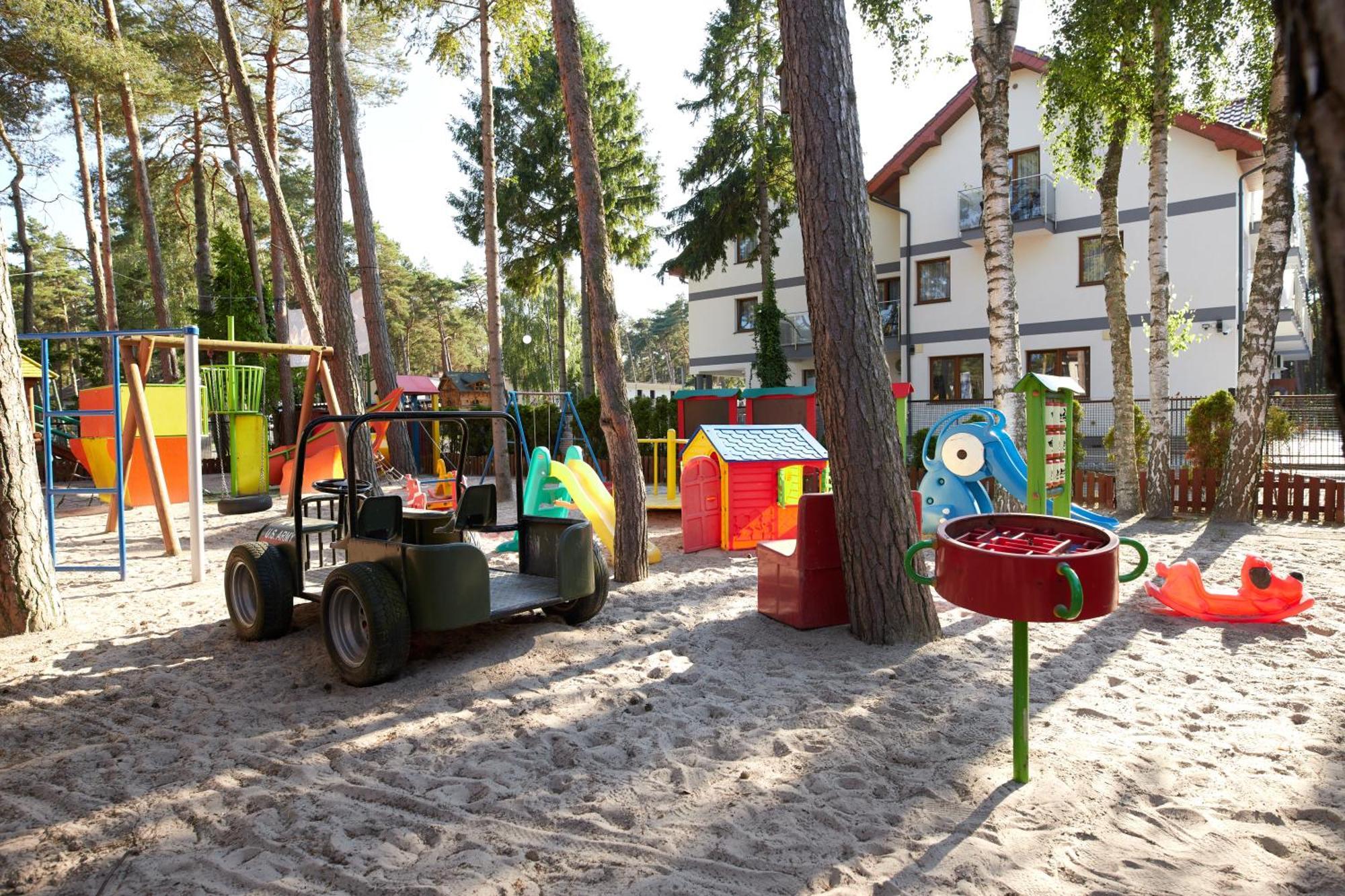 Osrodek Wypoczynkowy Relaks I Apartamenty Leba Exteriér fotografie